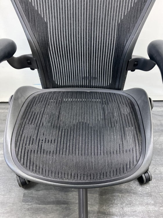 HermanMiller（ハーマンミラー）アーロンチェア 商品画像9