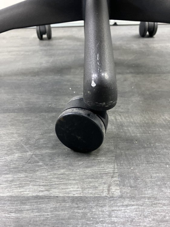 HermanMiller（ハーマンミラー）アーロンチェア 商品画像13