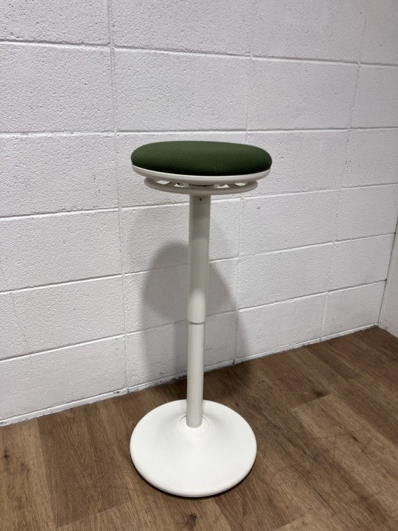 オカムラピルエットシリーズ ハイスツール 商品画像5