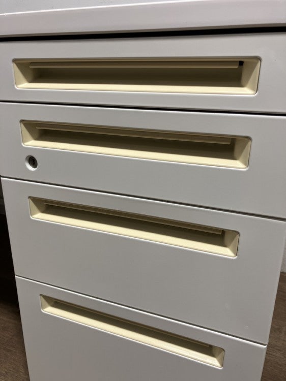 オカムラADVANCE（アドバンス）シリーズ 1600両袖デスク 商品画像8