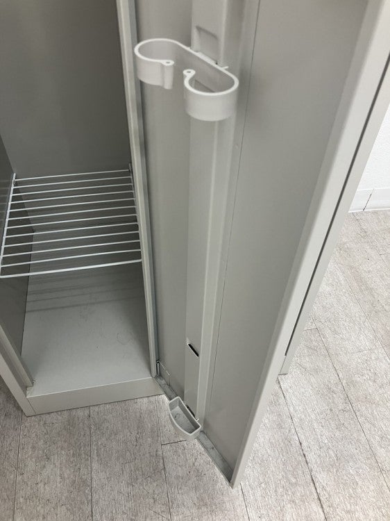 オカムラFZタイプシリーズ 2人用ロッカー 商品画像13