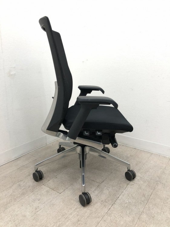 イトーキVento（ヴェント）シリーズ 可動肘付ヴェントチェア 商品画像5