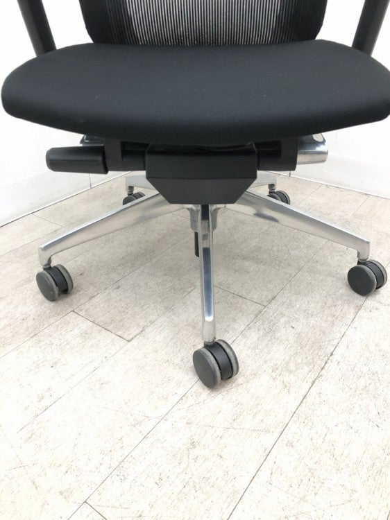 イトーキVento（ヴェント）シリーズ 可動肘付ヴェントチェア 商品画像14