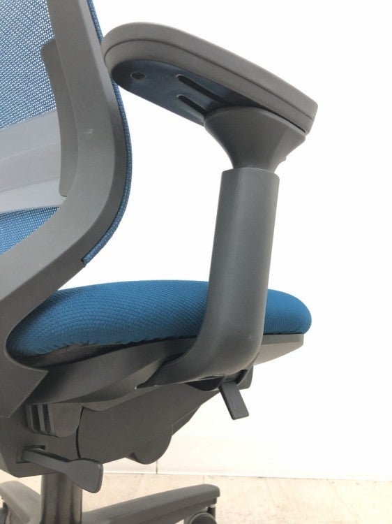 コクヨミトラチェア 可動肘付ミトラチェア 商品画像13