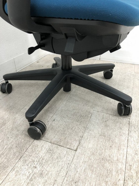 コクヨミトラチェア 可動肘付ミトラチェア 商品画像15