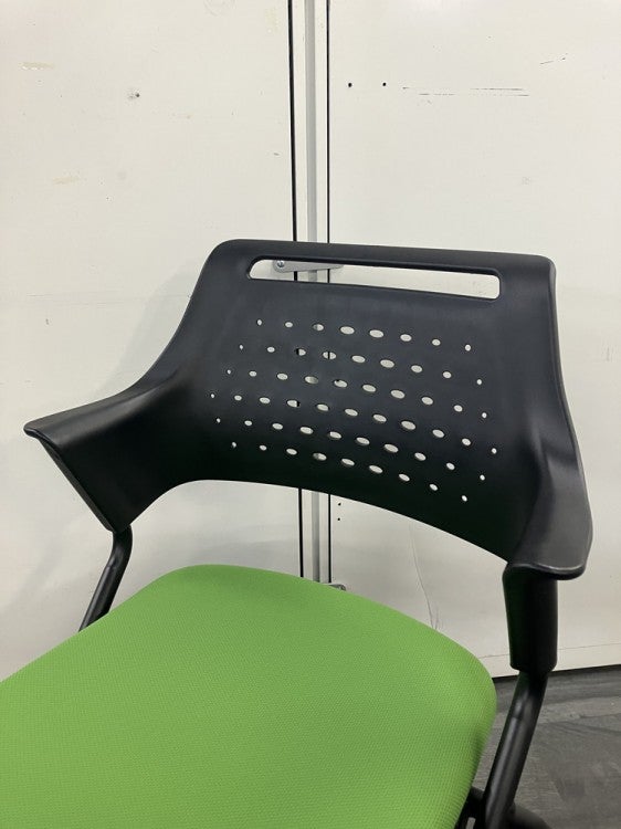 アイコネスティングチェア 商品画像3