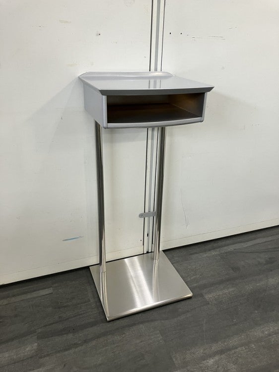 オカムラ電話台 商品画像1