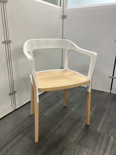 マジス（MAGIS）Steelwoodシリーズ スチールウッドチェア 商品画像1