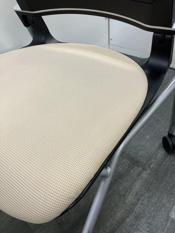 コクヨオルディナシリーズ ネスティングチェア 商品画像5