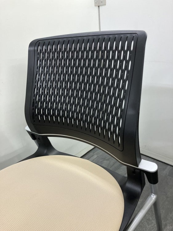 コクヨオルディナシリーズ ネスティングチェア 商品画像6