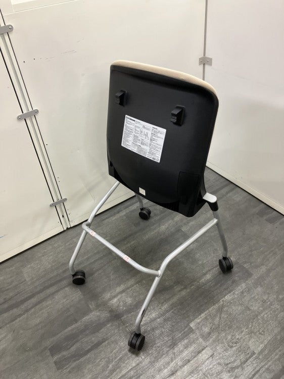 コクヨオルディナシリーズ ネスティングチェア 商品画像9