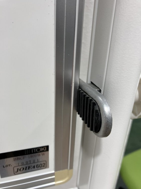 イトーキ1800脚付ホワイトボード 商品画像8