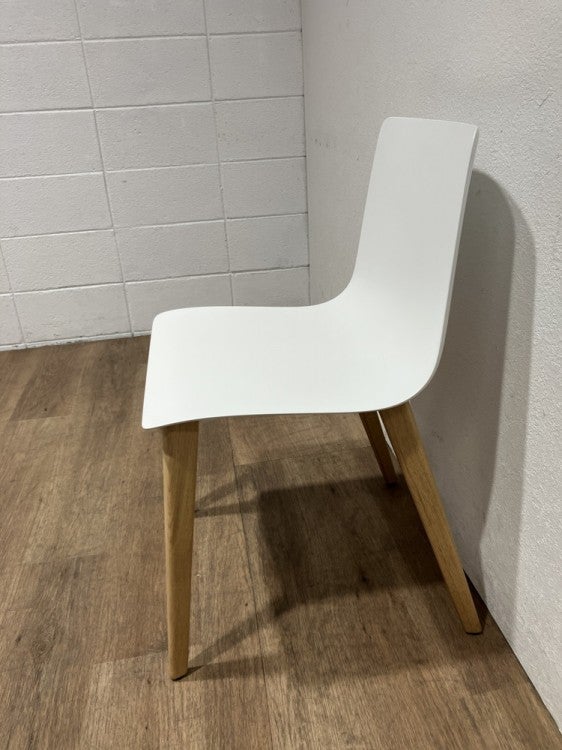 Cassina ixc.（カッシーナ・イクスシー）SLIM CHARシリーズ スリムチェア4脚セット 商品画像6