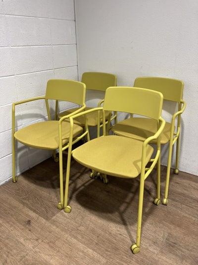 コクヨエニー(Any)シリーズ ネスティングチェア4脚セット 商品画像1