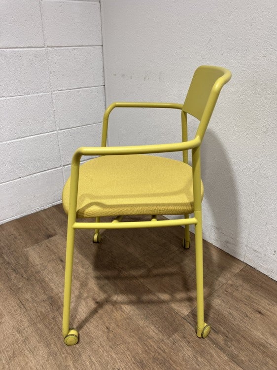 コクヨエニー(Any)シリーズ ネスティングチェア4脚セット 商品画像6