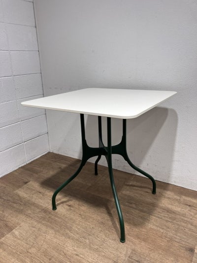 マジス（MAGIS）MILA(ミラ)シリーズ 角テーブル 商品画像1