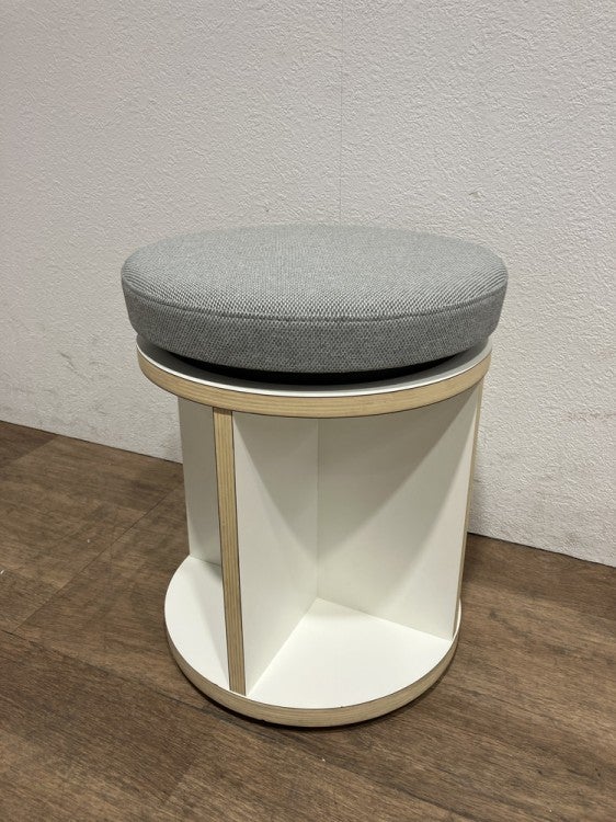 コクヨチェスシリーズ スツール 商品画像1