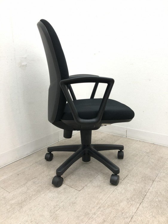 イトーキリエットチェア 固定肘付リエットチェア 商品画像5