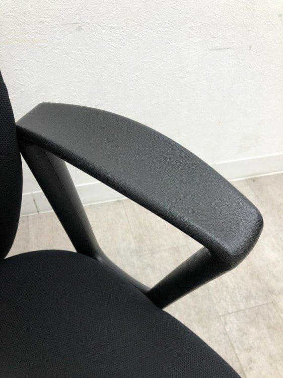 イトーキリエットチェア 固定肘付リエットチェア 商品画像9