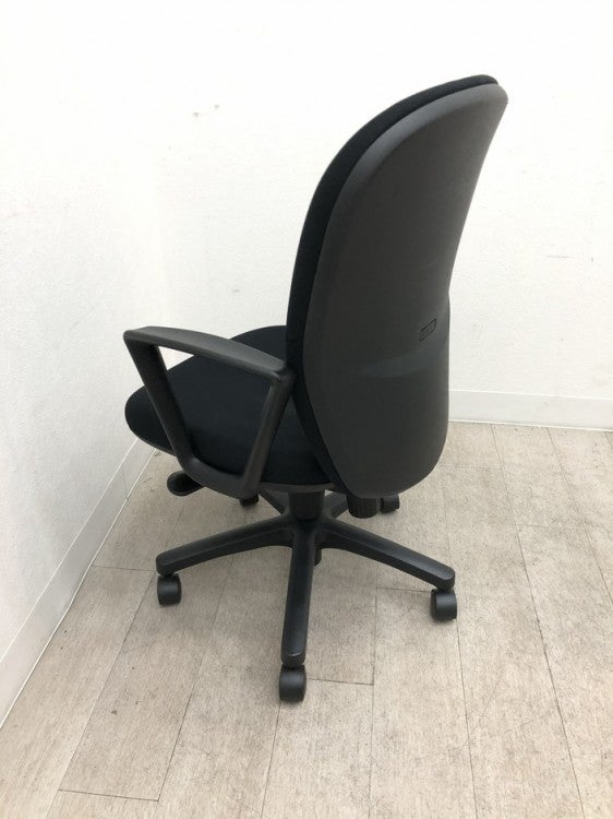 イトーキリエットチェア 固定肘付リエットチェア 商品画像10