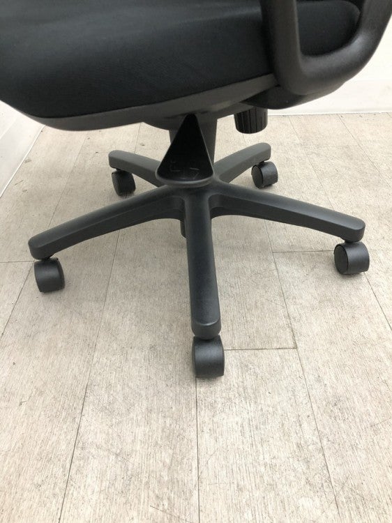 イトーキリエットチェア 固定肘付リエットチェア 商品画像11