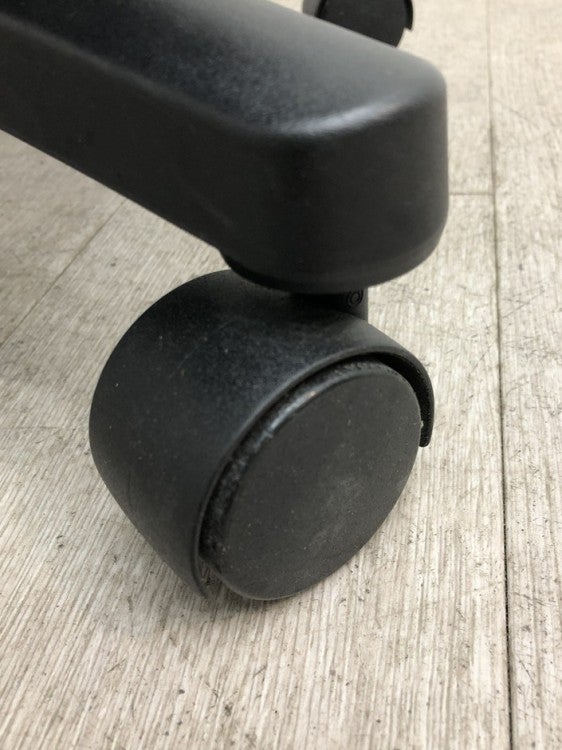 イトーキリエットチェア 固定肘付リエットチェア 商品画像12