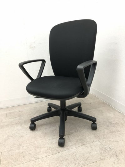 イトーキリエットRチェア 固定肘付リエットRチェア 商品画像1