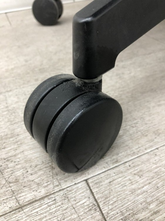 イトーキfulgo(フルゴ)チェア 可動肘付フルゴチェア 商品画像14