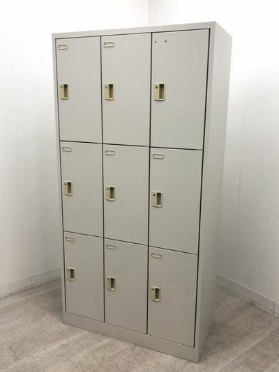 オカムラFZタイプシリーズ 9人用ロッカー 商品画像1