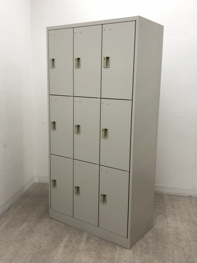 オカムラFZタイプシリーズ 9人用ロッカー 商品画像1