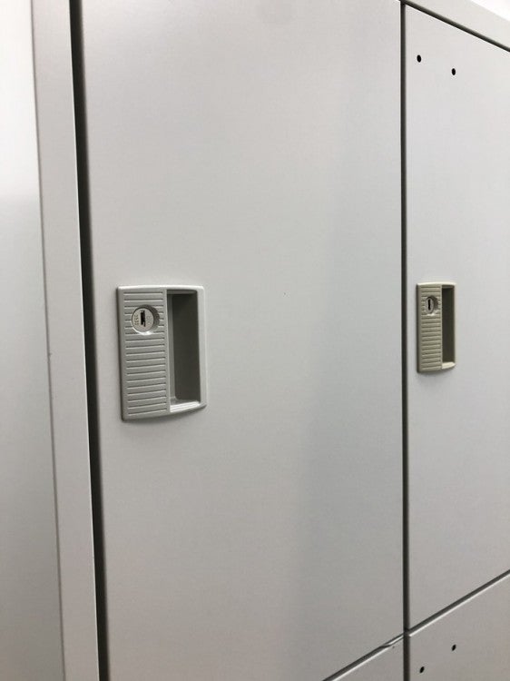 オカムラFZタイプシリーズ 9人用ロッカー 商品画像14