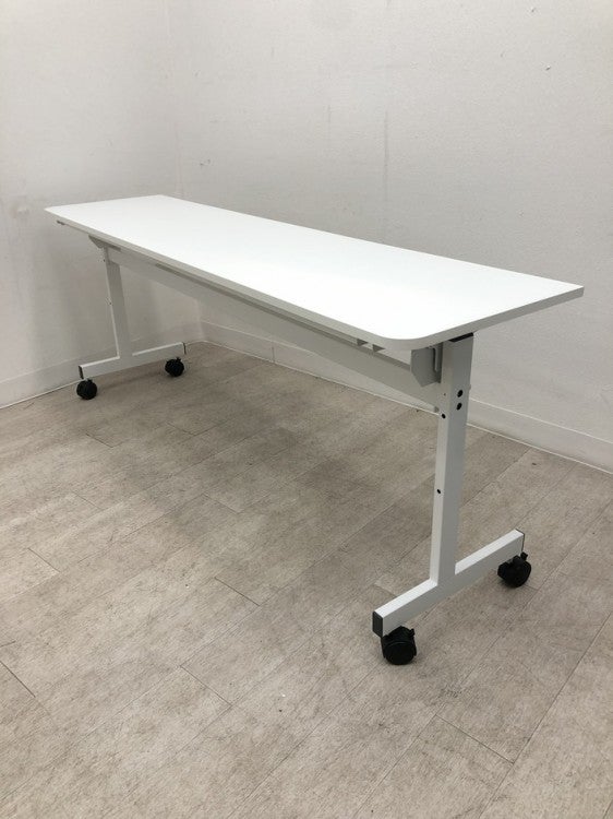 アールエフヤマカワ1800サイドスタックテーブル 商品画像1