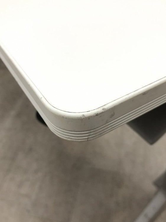 コクヨLeafline(リーフライン)シリーズ 1800平行スタックテーブル 商品画像12