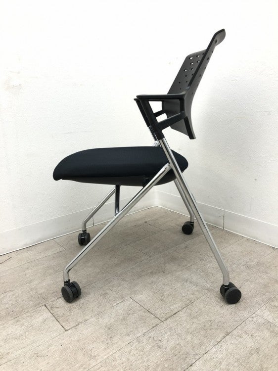 コクヨピエガチェア ネスティングチェア 商品画像3