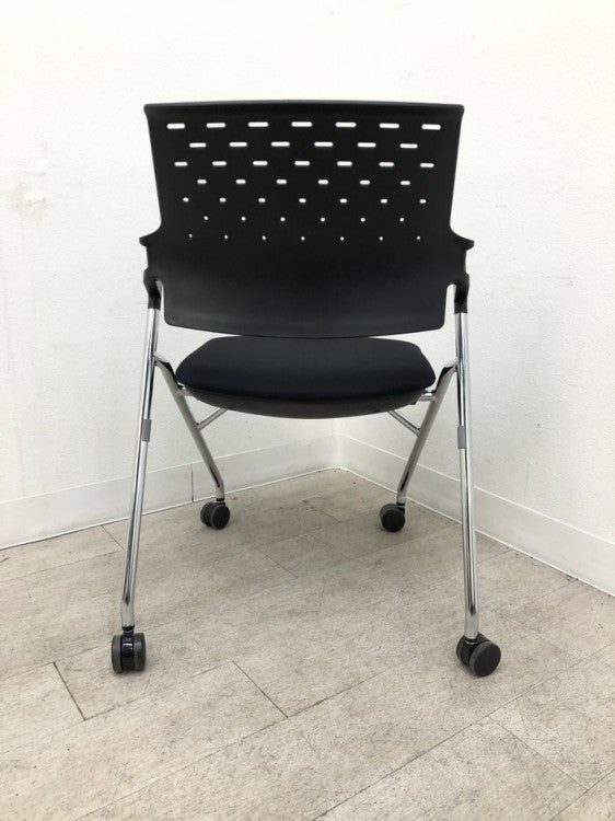 コクヨピエガチェア ネスティングチェア 商品画像4