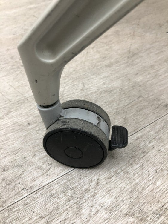 ウチダ（内田洋行）IG型シリーズ 1800平行スタックテーブル 商品画像10