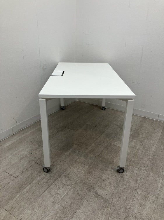 コクヨワークフィットシリーズ 1400平デスク 商品画像3