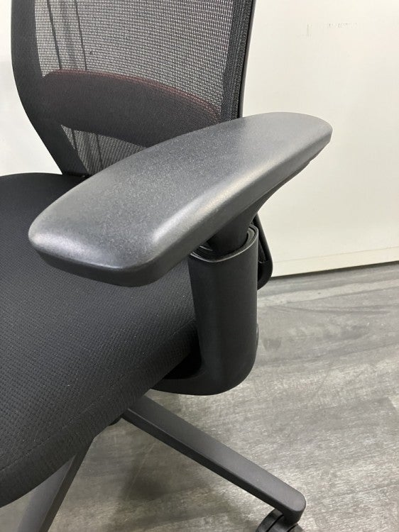 コクヨMonet（モネット）シリーズ 可動肘付モネットチェア 商品画像6