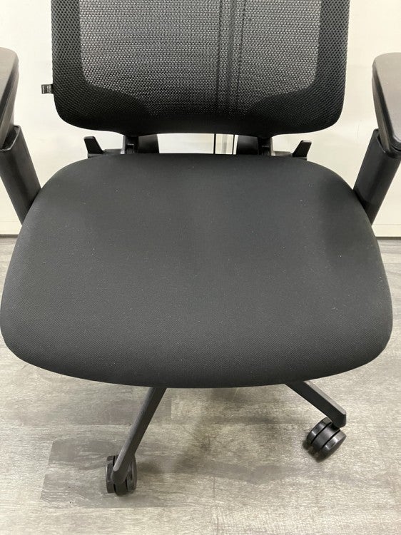 コクヨ Duora2(デュオラ2)チェア 可動肘付デュオラ2チェア 商品画像4