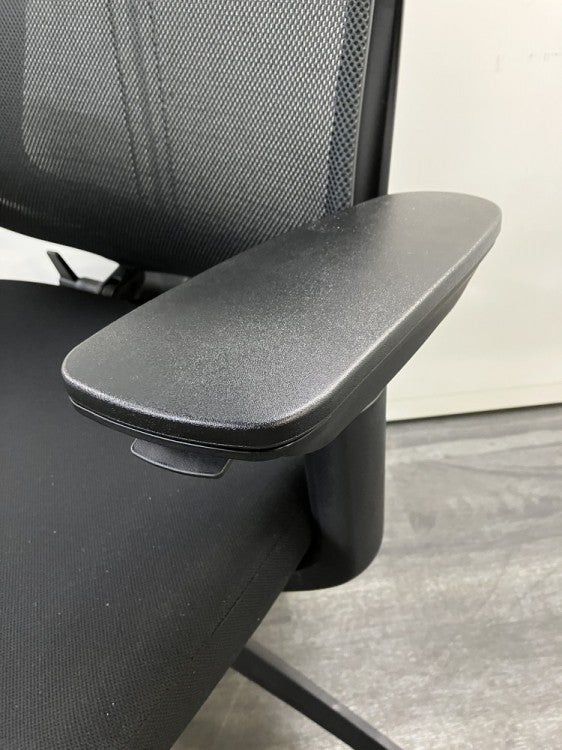 コクヨ Duora2(デュオラ2)チェア 可動肘付デュオラ2チェア 商品画像6