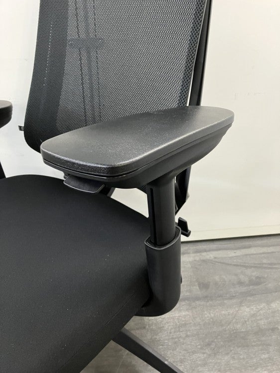 コクヨ Duora2(デュオラ2)チェア 可動肘付デュオラ2チェア 商品画像7