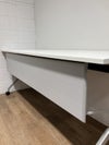コクヨLeafline(リーフライン)シリーズ 平行スタックテーブル 商品画像3