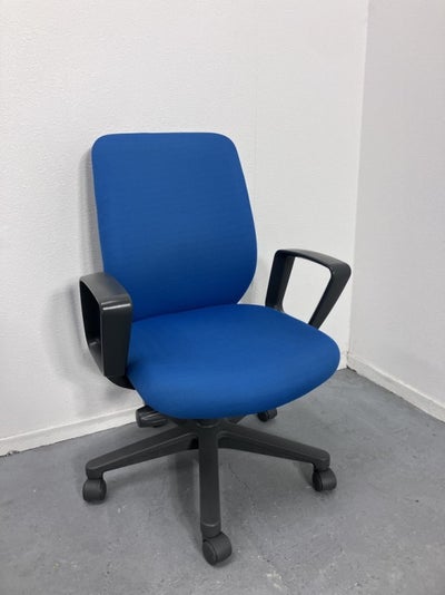 コクヨセディスタ(SEDISTA)チェア 固定肘付セディスタチェア 商品画像1