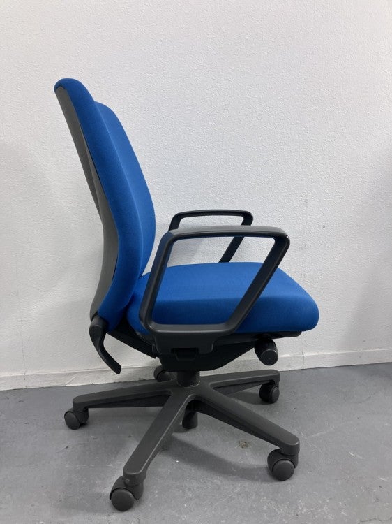 コクヨセディスタ(SEDISTA)チェア 固定肘付セディスタチェア 商品画像3