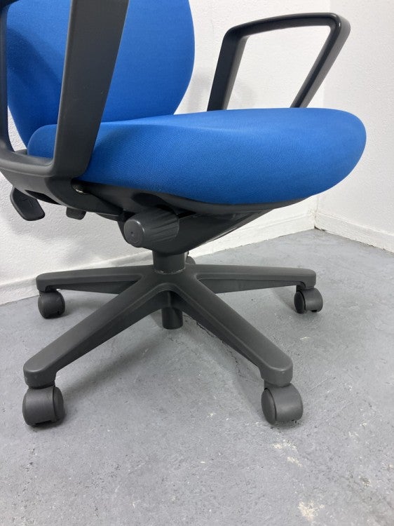 コクヨセディスタ(SEDISTA)チェア 固定肘付セディスタチェア 商品画像10