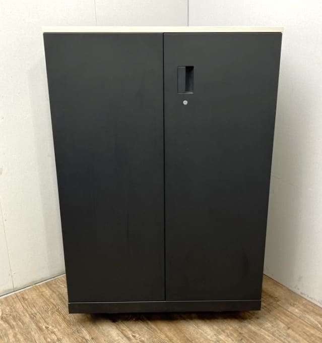 オカムラ ビラージュシリーズ 両開き書庫 | 無限堂ネットショップ
