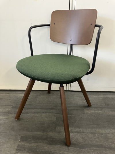 コクヨLiite（リーテ）シリーズ ミーティングチェア 商品画像1