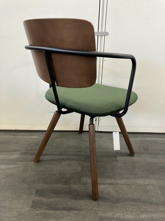 コクヨLiite（リーテ）シリーズ ミーティングチェア 商品画像2