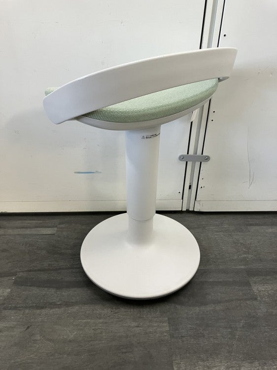 コクヨジョインシリーズ 昇降スツール 商品画像2