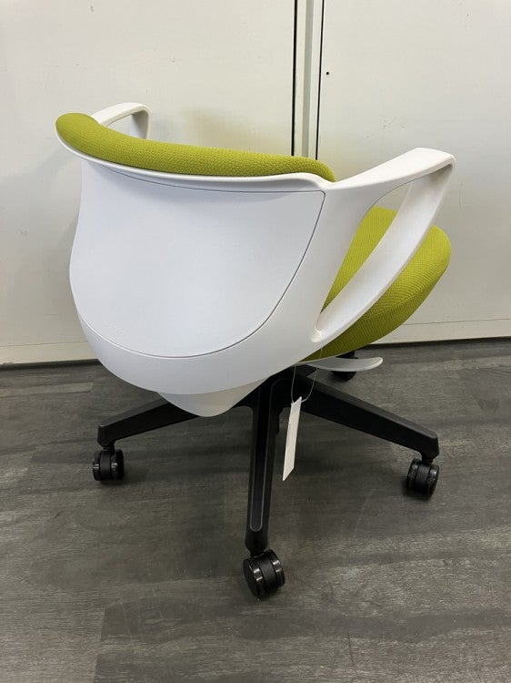 コクヨピコラリビナ(picora livina)シリーズ 固定肘付ピコラリビナチェア 商品画像2